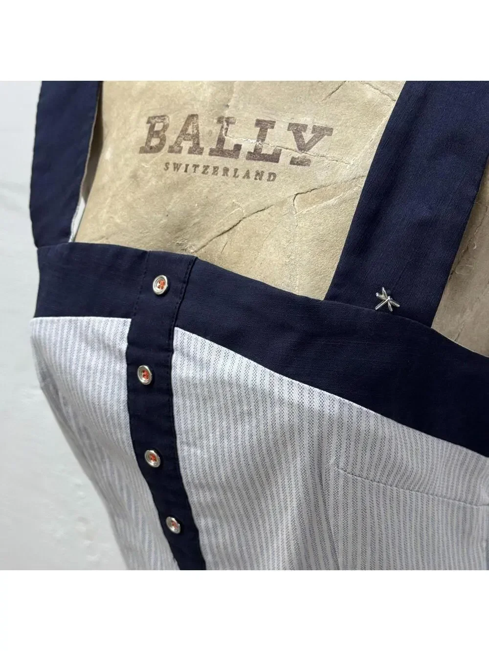 Vintage La Mode Est À Vous Avant-Garde Pinstripe Bubble Mini Dress - Picture 3 of 8